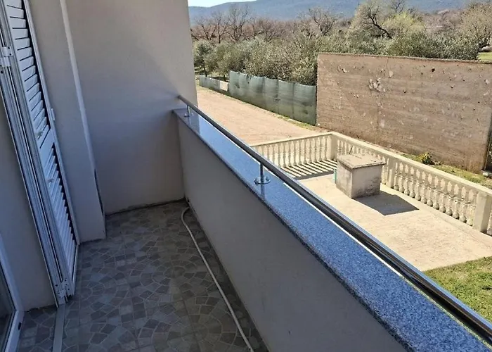 With Parking Space Radasinovci, Biograd - 24870 Apartman Radosinovac